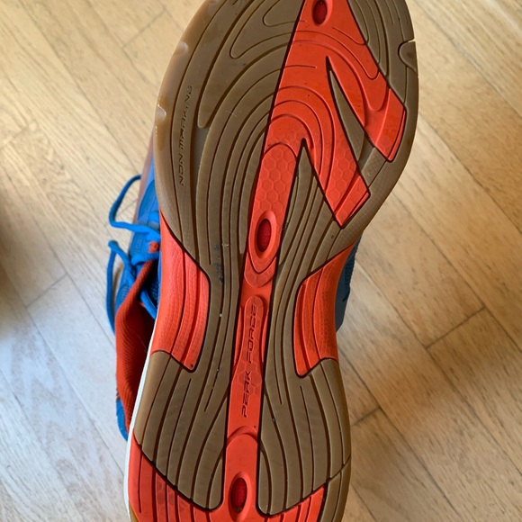 Hi-Tec Court Shoes - Picture 3 of 3